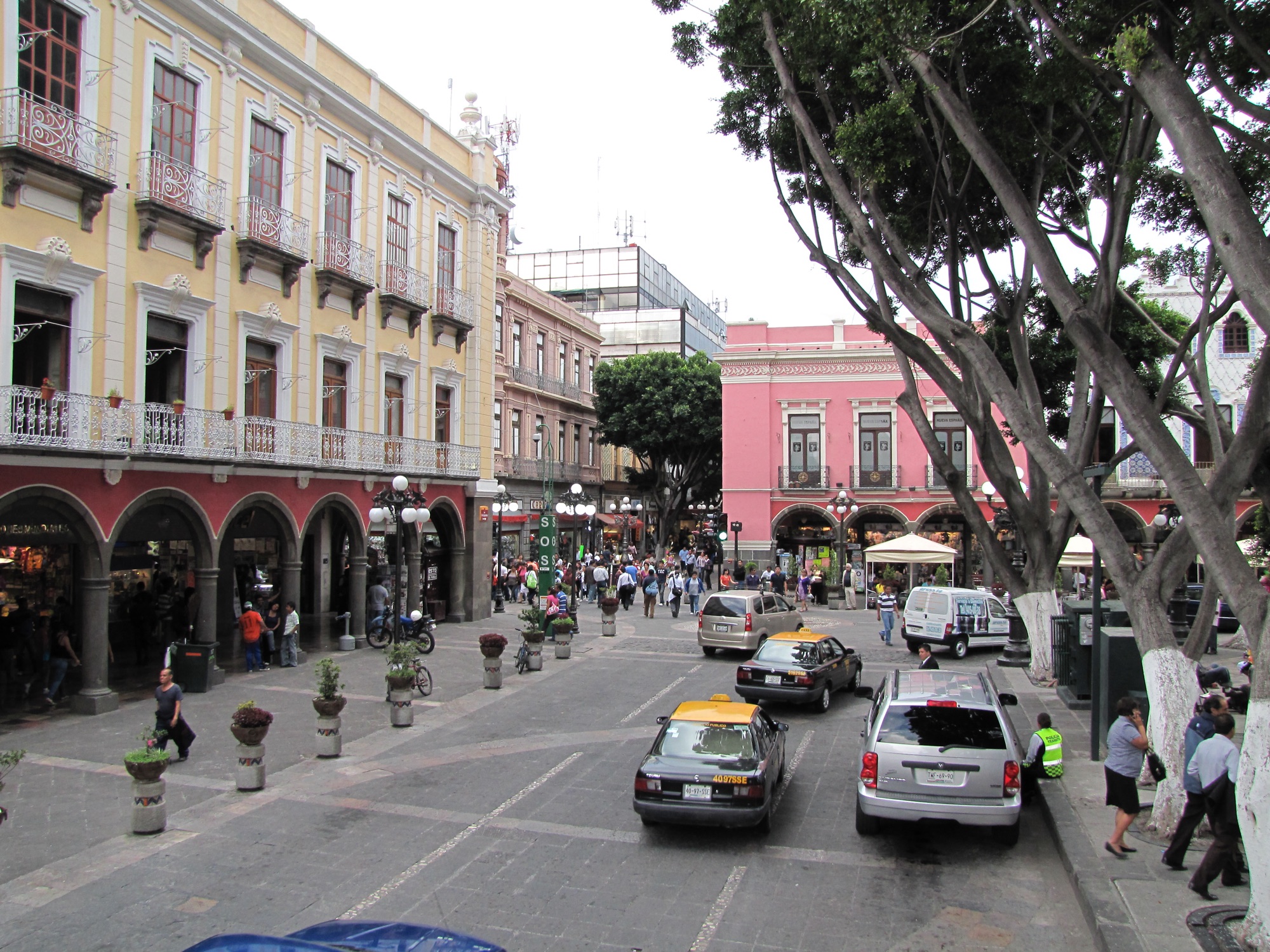 Street scene in Puebla during the first LATINCRYPT in 2010